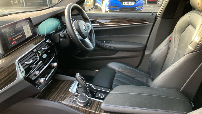 BMW 5 Series 540i xDrive M Sport 5dr Auto Petrol Estate